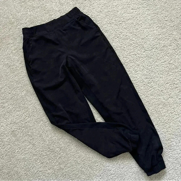ATHLETA Brooklyn Lined Camo Jogger Pant Black Size 0 #985549 $99 Active Outdoor - Picture 4 of 16